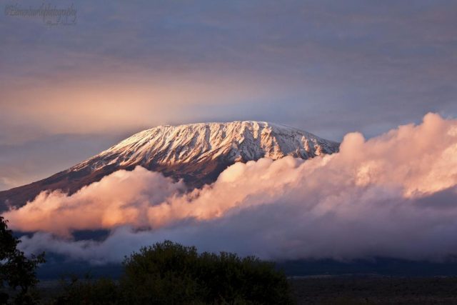 гора Килиманджаро в Танзании