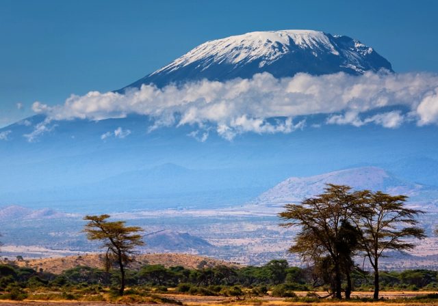 Невероятный вид горы Килиманджаро