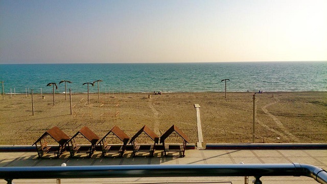 вид на море с балкона отеля в Крыму