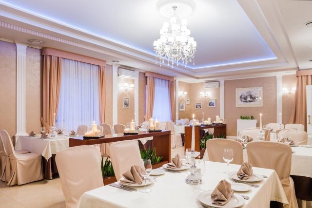 отличный банкетный зал для празднования юбилея в Москве
