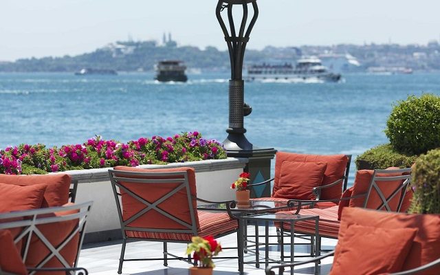 four-seasons-hotel-istanbul-at-the-bosphorus