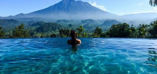 Отели Бали с бескрайним бассейном инфинити