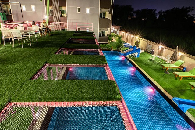 Gold Airport Suites
